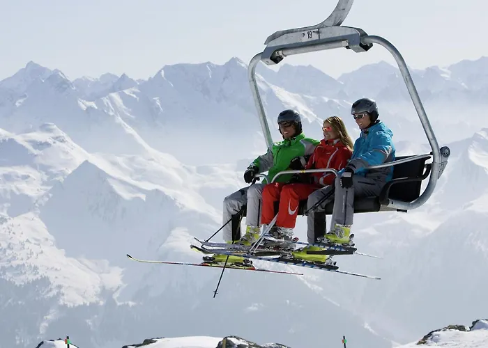 Stylish Flats In Near Lifts *