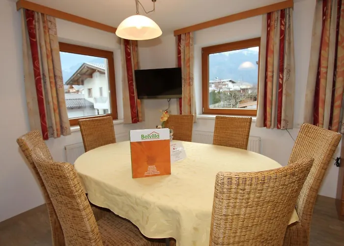 Apartamento Stylish Flats In Near Lifts Uderns