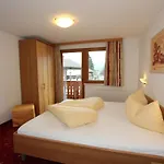 Apartment Stylish Flats In Uderns Near Ski Lifts