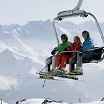 Stylish Flats In Uderns Near Ski Lifts *